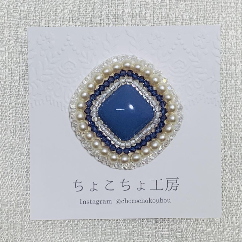 □セミオーダー□青紫色カボションのビーズ刺繍 by ちょこちょ工房