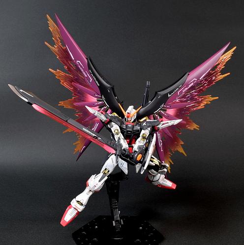 HG 1/144 デスティニーガンダム 改修塗装完成品 by Embers | JAPAN 