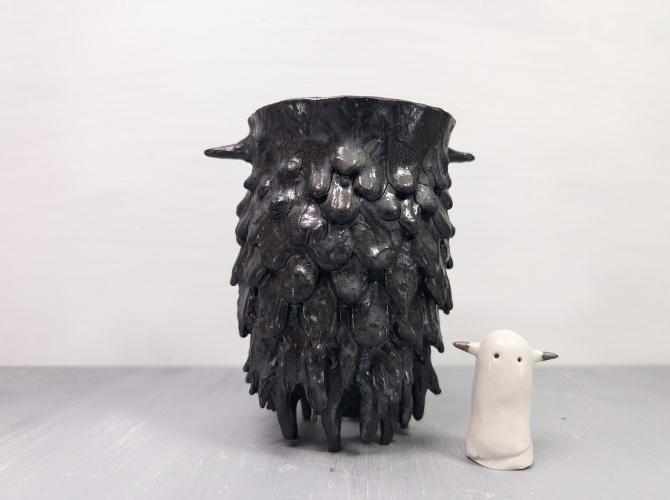 黒羊鉢 by 林田ドロロウ | JAPAN HANDMADE Auction