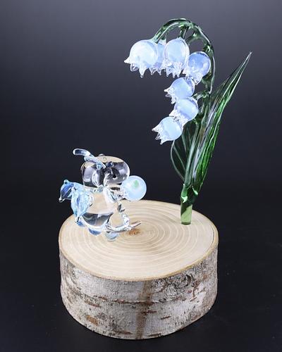 プチドラゴンとすずらん by glass工房ココロイロ | JAPAN HANDMADE Auction