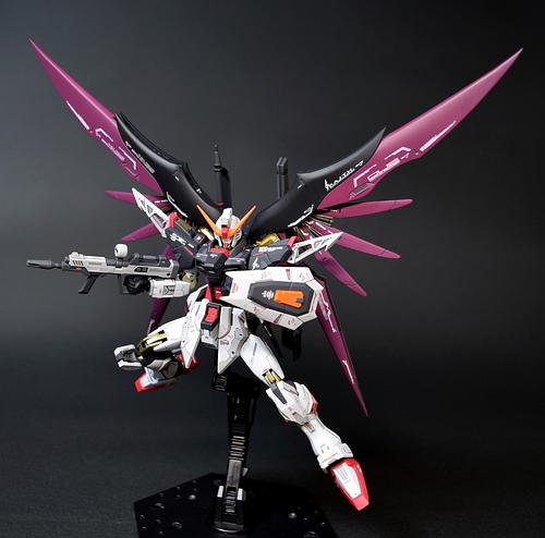 HG 1/144 デスティニーガンダム 改修塗装完成品 by Embers | JAPAN