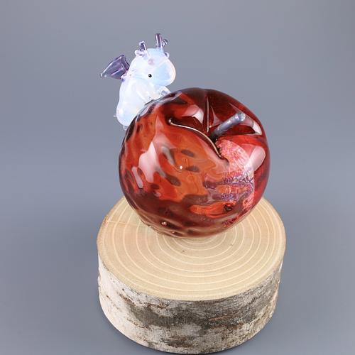 プチドラゴンと光の果実 by glass工房ココロイロ | JAPAN HANDMADE Auction