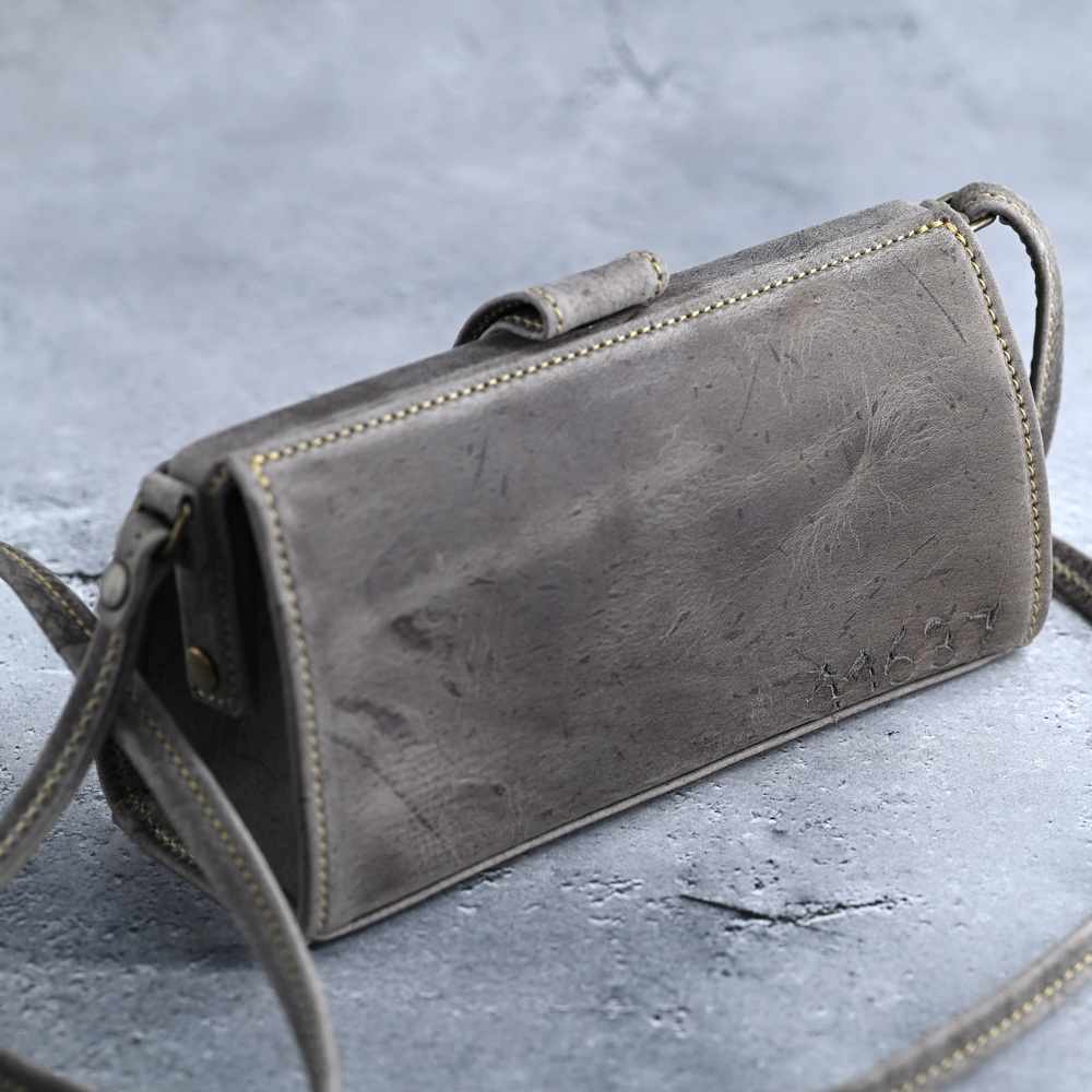 ミニショルダーバッグ KUDU革 グレー | anbiun Special Leather