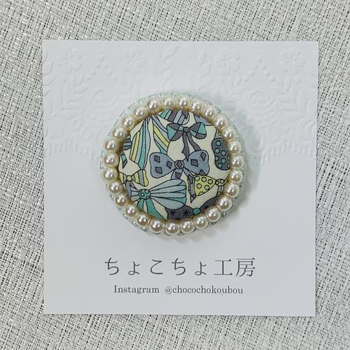 □セミオーダー□リバティ×ビーズ刺繍（ピンク×アイボリー） by
