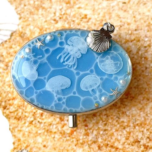 オウギバト　ピルケース　レジン オウギバト ピルケース レジン オウギバトピルケースレジン