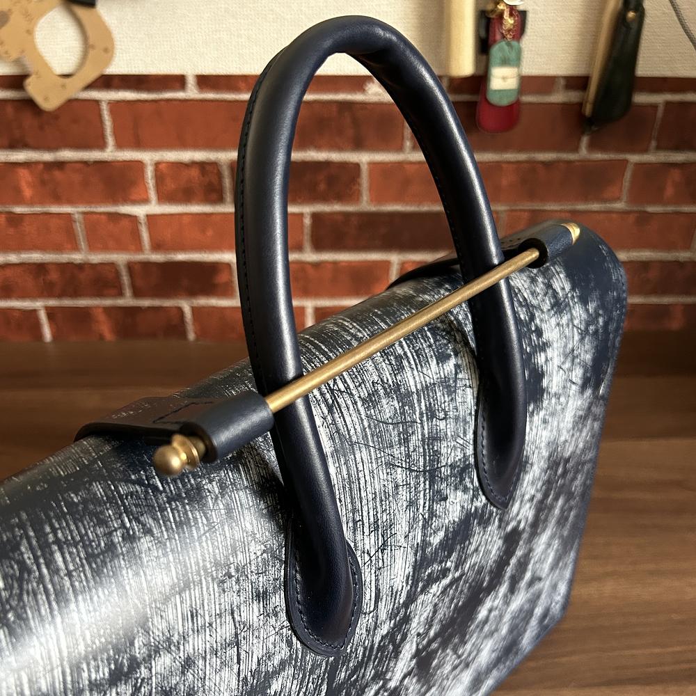 ミュージックケース by Mz leather film | JAPAN HANDMADE Auction