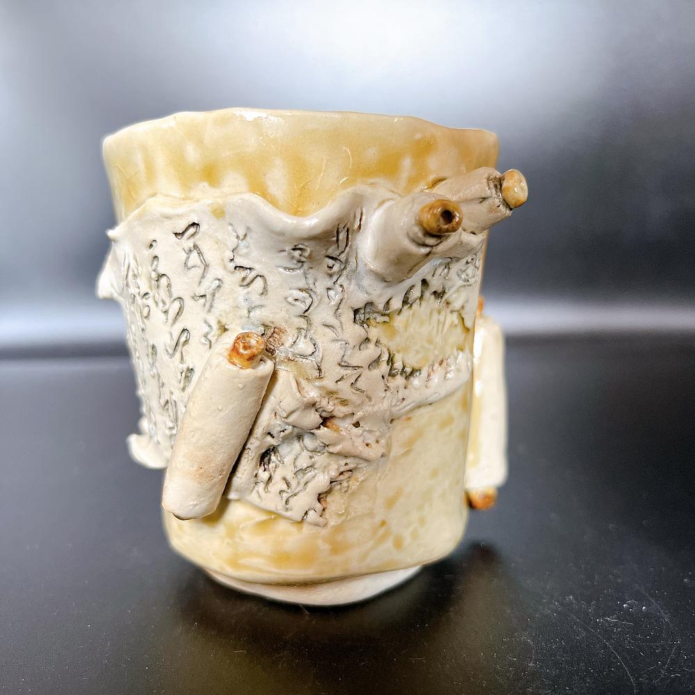経凛々の湯呑み 妖怪陶器 by ガラダ堂 | JAPAN HANDMADE Auction