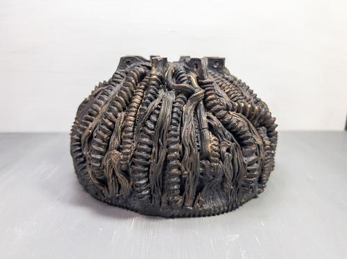 林田ドロロウ 植木鉢 布かぶり 超構造体・平鉢 by 林田ドロロウ